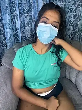 Snapshot of SukiyamaAsia chatting on October 15, 3:56 pm SukiyamaAsia online show from October 15, 3:56 pm