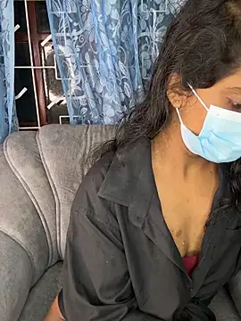 Snapshot of SukiyamaAsia chatting on October 22, 4:18 pm SukiyamaAsia online show from October 22, 4:18 pm