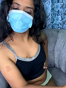 Snapshot of SukiyamaAsia chatting on October 23, 4:50 pm SukiyamaAsia online show from October 23, 4:50 pm