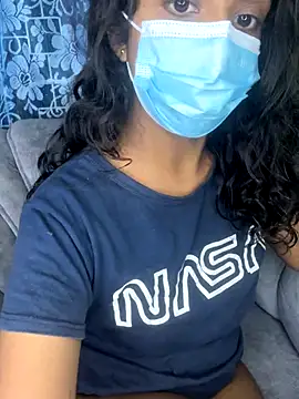 Snapshot of SukiyamaAsia chatting on October 24, 6:37 pm SukiyamaAsia online show from October 24, 6:37 pm