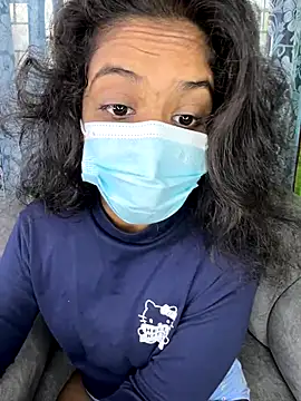 Snapshot of SukiyamaAsia chatting on November 14, 6:45 am SukiyamaAsia online show from November 14, 6:45 am