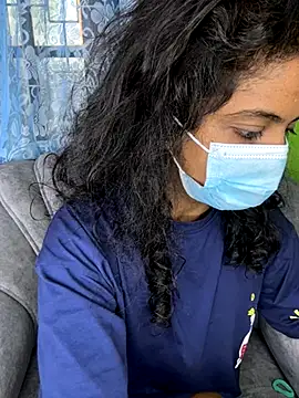 Snapshot of SukiyamaAsia chatting on November 15, 10:45 am SukiyamaAsia online show from November 15, 10:45 am