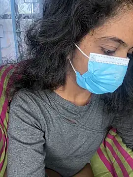 SukiyamaAsia online show from February 16, 7:15 am