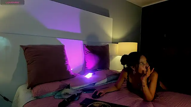 Dylan Katte online show from February 25, 10:08 pm