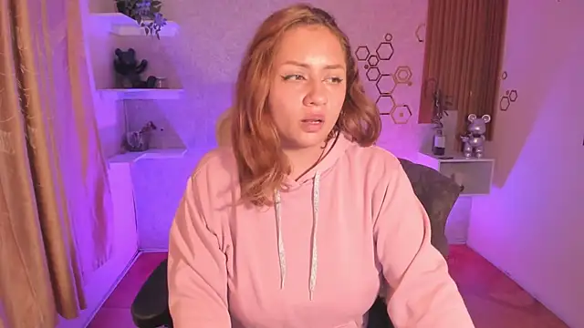 Snapshot of EvelynVega0 chatting on November 6, 3:07 am EvelynVega0 online show from November 6, 3:07 am