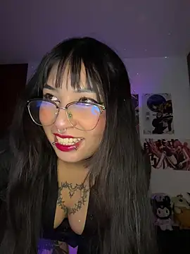Snapshot of Hinatamoon_ chatting on October 12, 4:44 am Hinatamoon online show from October 12, 4:44 am