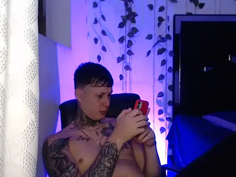 monster Dickdr online show from October 2, 7:59 am