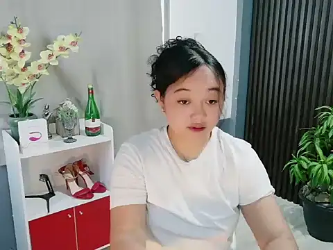 UrFavouriteCravings online show from January 10, 2:13 am