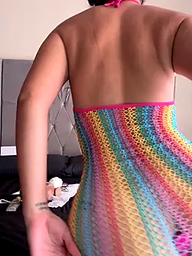 whitefoxxxx6 online show from October 21, 9:37 pm