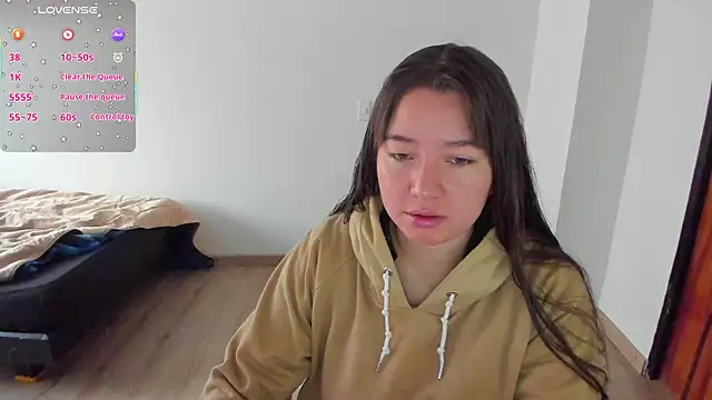 annyaparis online show from April 15, 12:23 pm