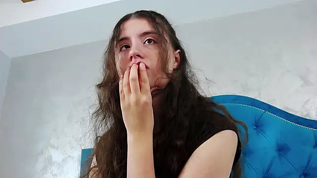 AnnaEve  online show from October 5, 6:23 am
