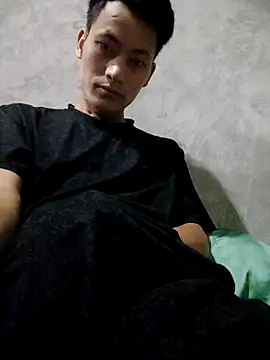 Uh-em95 online show from October 1, 11:44 pm