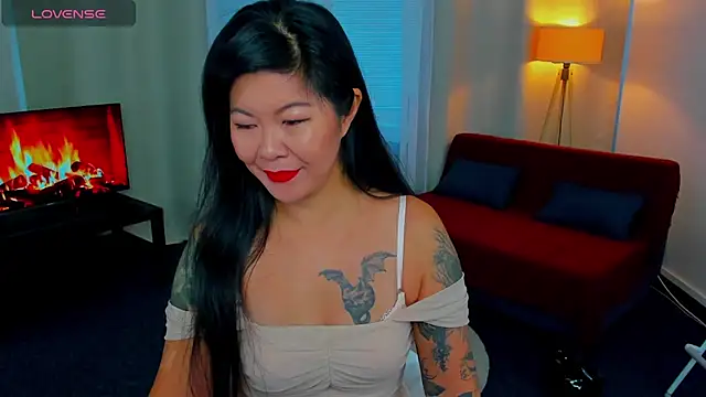 BeckySunday online show from October 3, 5:59 am
