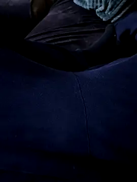 fred77183 online show from November 10, 11:26 pm