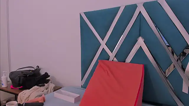 skysaenz online show from April 10, 6:45 pm