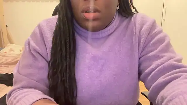 nanaisbackk online show from January 7, 8:22 pm