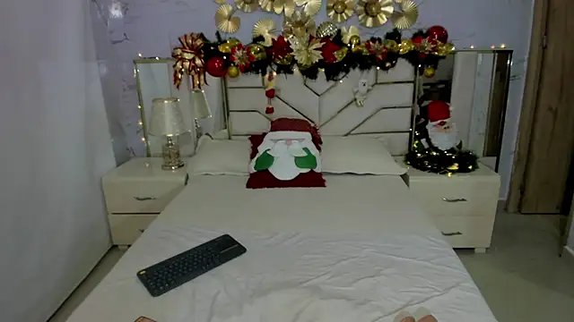 maddyslut  online show from December 1, 10:42 am