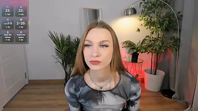 PollyMayer online show from November 18, 8:57 pm