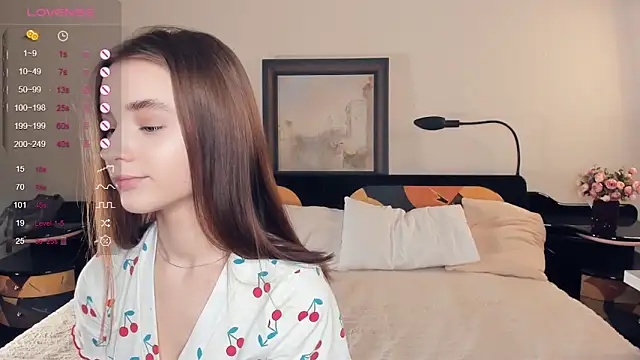 JinnyMcie online show from March 10, 8:30 am