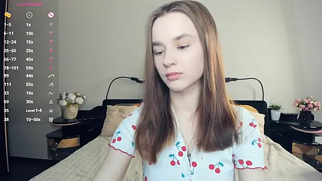 JinnyMcie online show from April 14, 7:25 am