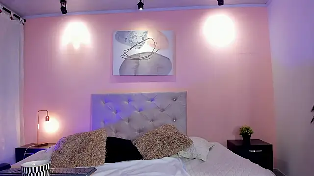 Snapshot of scarlettvelvet_ chatting on October 4, 12:25 pm scarlettvelvet online show from October 4, 12:25 pm