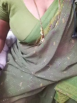 Snapshot of Tamil_Ammani chatting on April 30, 8:57 pm Tamil Ammani online show from April 30, 8:57 pm