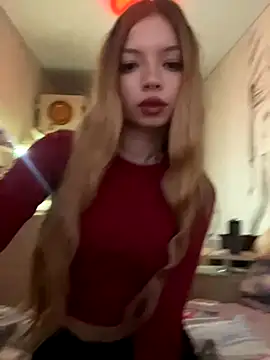  Siennaaa  online show from October 20, 2:39 pm