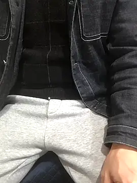 chougegg0214 online show from December 20, 1:34 am