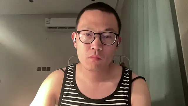 yewuzhibb online show from October 2, 6:59 pm
