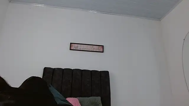 ManuelaDelgado online show from October 11, 4:27 pm