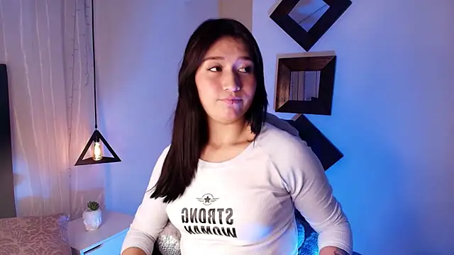 Rubyvixxen  online show from October 8, 3:15 am