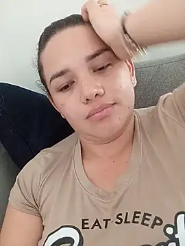 Snapshot of andrea_smitth chatting on October 23, 9:35 pm andrea smitth online show from October 23, 9:35 pm