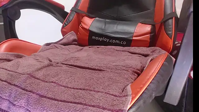 emily sexxx online show from March 26, 3:45 am