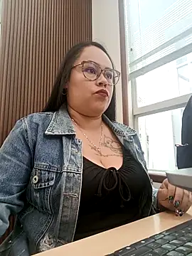 Italia 12 online show from October 29, 1:13 pm