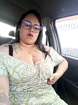 Italia 12 online show from November 8, 8:07 pm