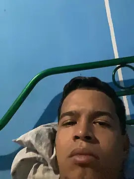 Snapshot of boy_perfect6 chatting on January 15, 5:16 pm boy perfect6 online show from January 15, 5:16 pm