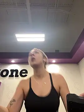 AmberLustXXX online show from April 11, 12:04 am