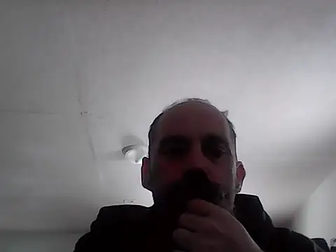 crazyheratic8 online show from December 1, 6:46 pm