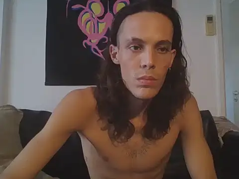 Snapshot of lukadaboy chatting on November 11, 8:53 pm lukadaboy online show from November 11, 8:53 pm