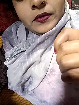 Neelam-baby1 online show from February 5, 4:11 pm