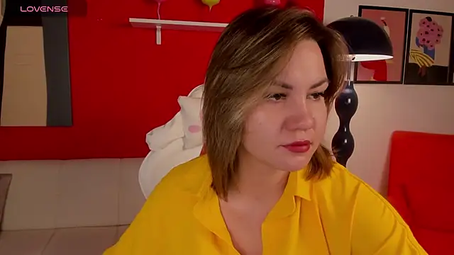 Snapshot of AriaEven chatting on November 28, 3:20 am AriaEven online show from November 28, 3:20 am