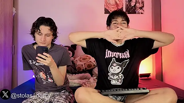 Darcy and Stolas online show from April 15, 5:25 am