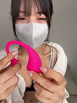 hana-08787- online show from March 2, 9:54 pm