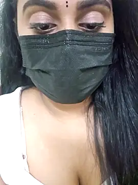 Snapshot of Dheronika_sweetie chatting on December 23, 3:59 am Dheronika sweetie online show from December 23, 3:59 am