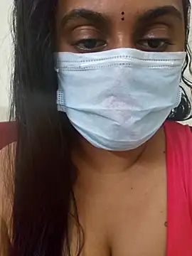 Snapshot of Dheronika_sweetie chatting on February 15, 3:36 am Dheronika sweetie online show from February 15, 3:36 am