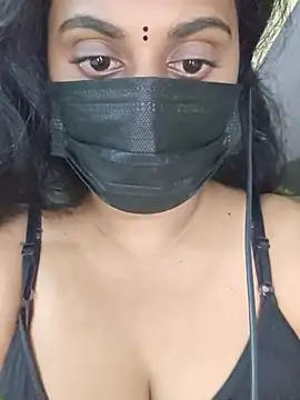 Snapshot of Dheronika_sweetie chatting on August 5, 6:33 pm Dheronika sweetie online show from August 5, 6:33 pm