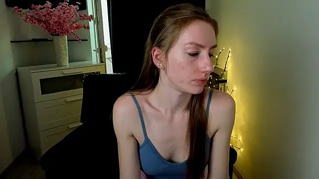 GoldenRose  online show from March 5, 1:51 pm