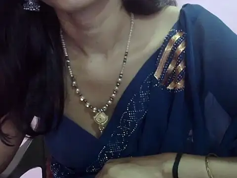 Laila Cute online show from May 9, 4:17 am