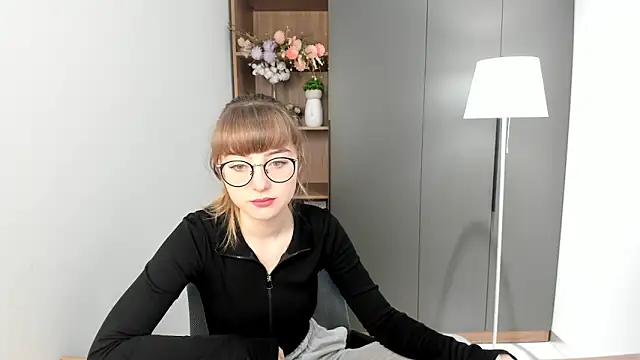 YukikoCarlis online show from October 3, 3:58 am