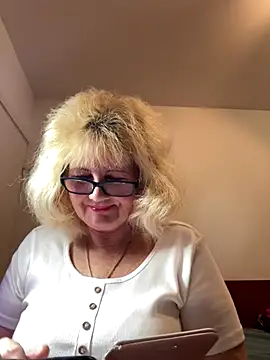 BoloshkaBlonda online show from October 15, 7:36 pm